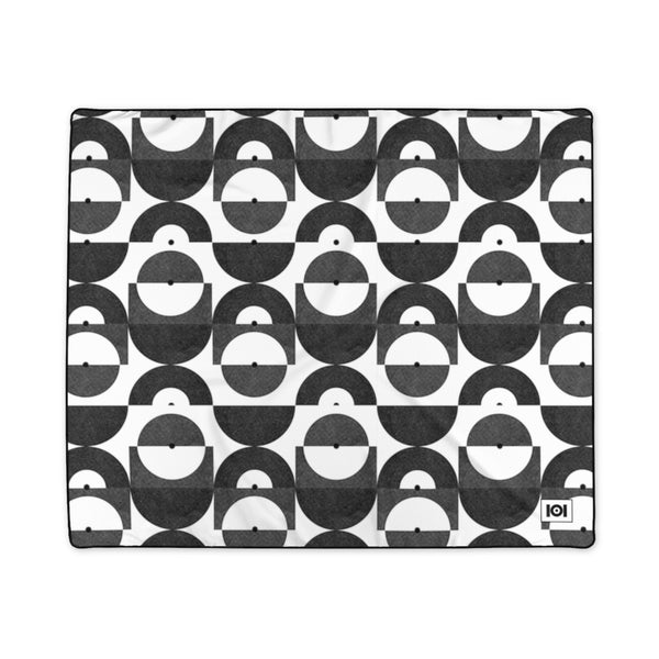 ABSTRACTIONS 01 PATTERN BLANKET - BLACK