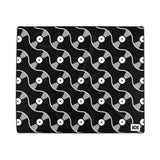 VINYL 01 PATTERN POLYESTER BLANKET - BLACK