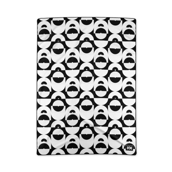 ABSTRACTIONS 01 PATTERN BLANKET - WHITE